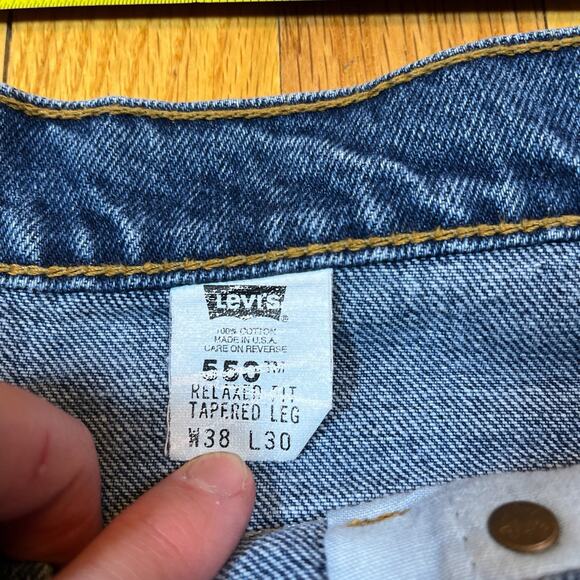 Vintage Levi’s 550 Relaxed Fit Tapered Leg Jeans 38x30 USA Made 90s Medium Wash - Picture 8 of 12